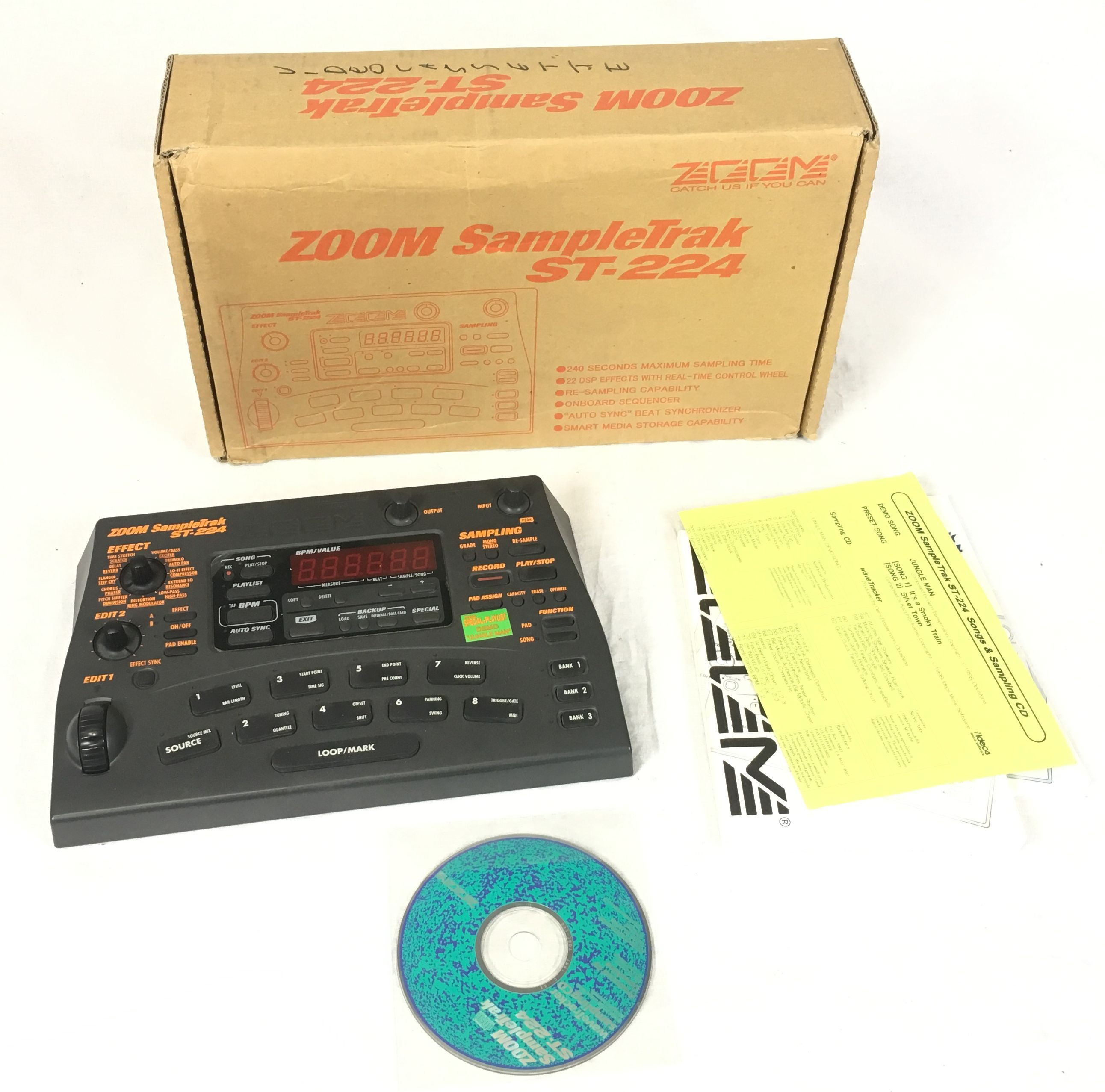 Zoom ST224 Sampletrack Sintetizzatori Zoom