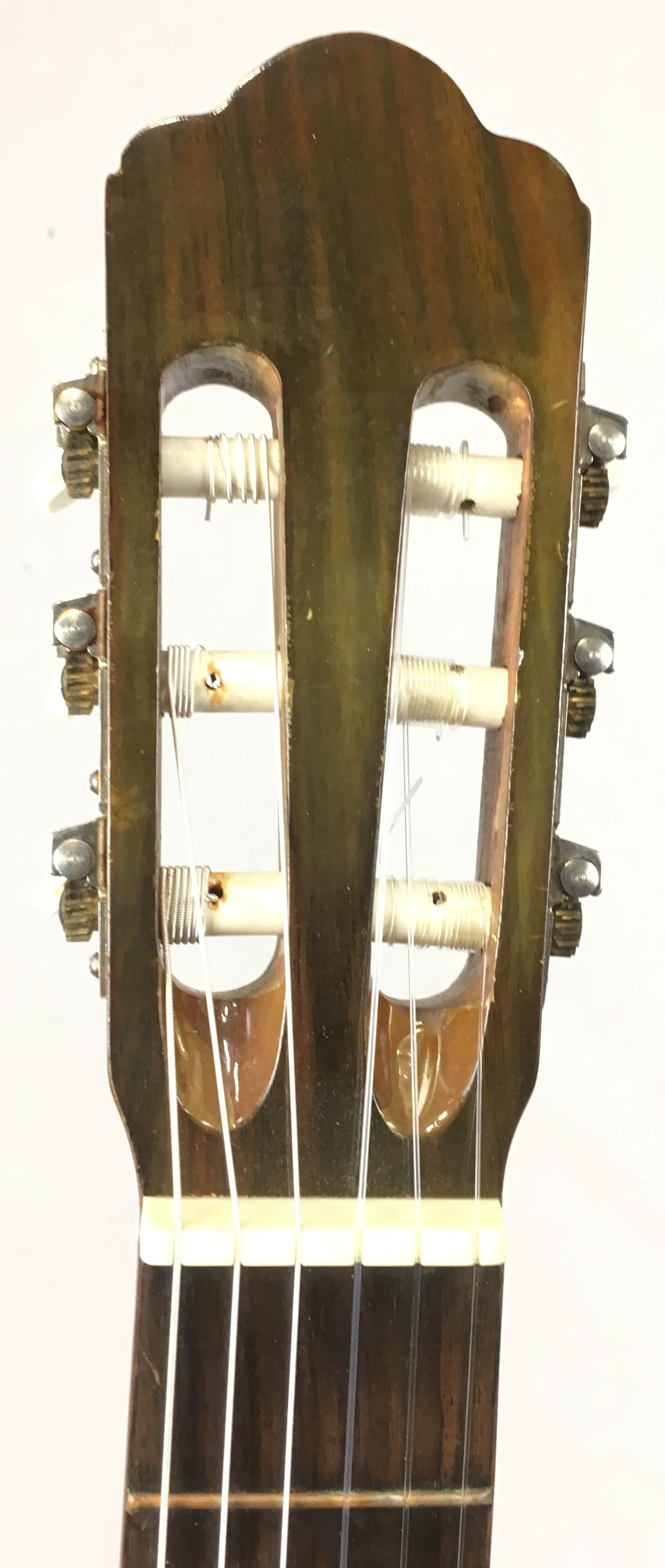 Aria ak 200 classical guitar new arrivals