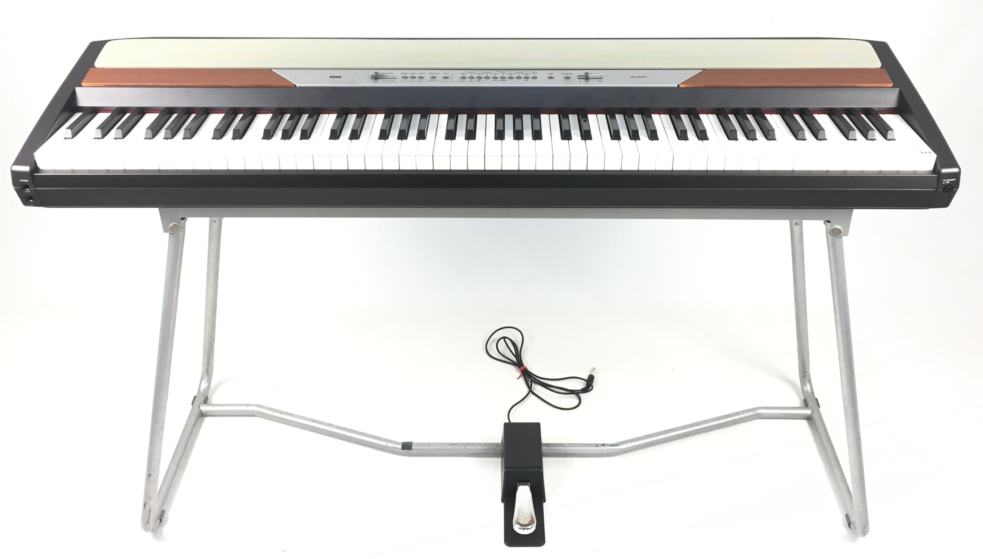 Korg SP 250 | Pianoforti Digitali Korg