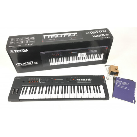 Yamaha MX 61 MKII Black