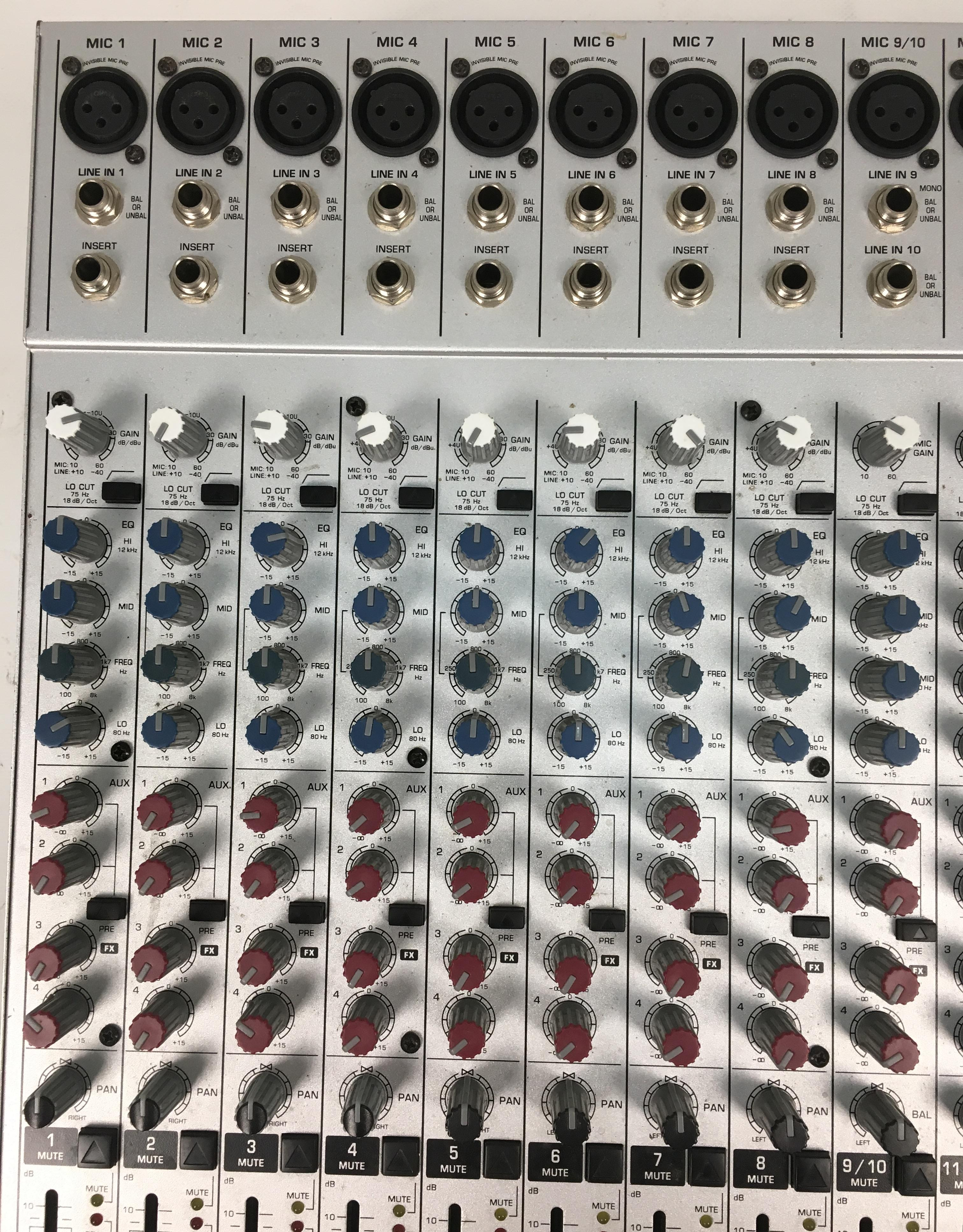 Behringer UB2442 FX Pro Mixer Behringer