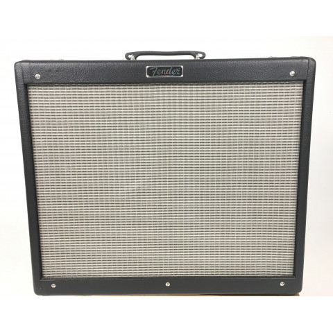 Fender Deville 212 III con accessori