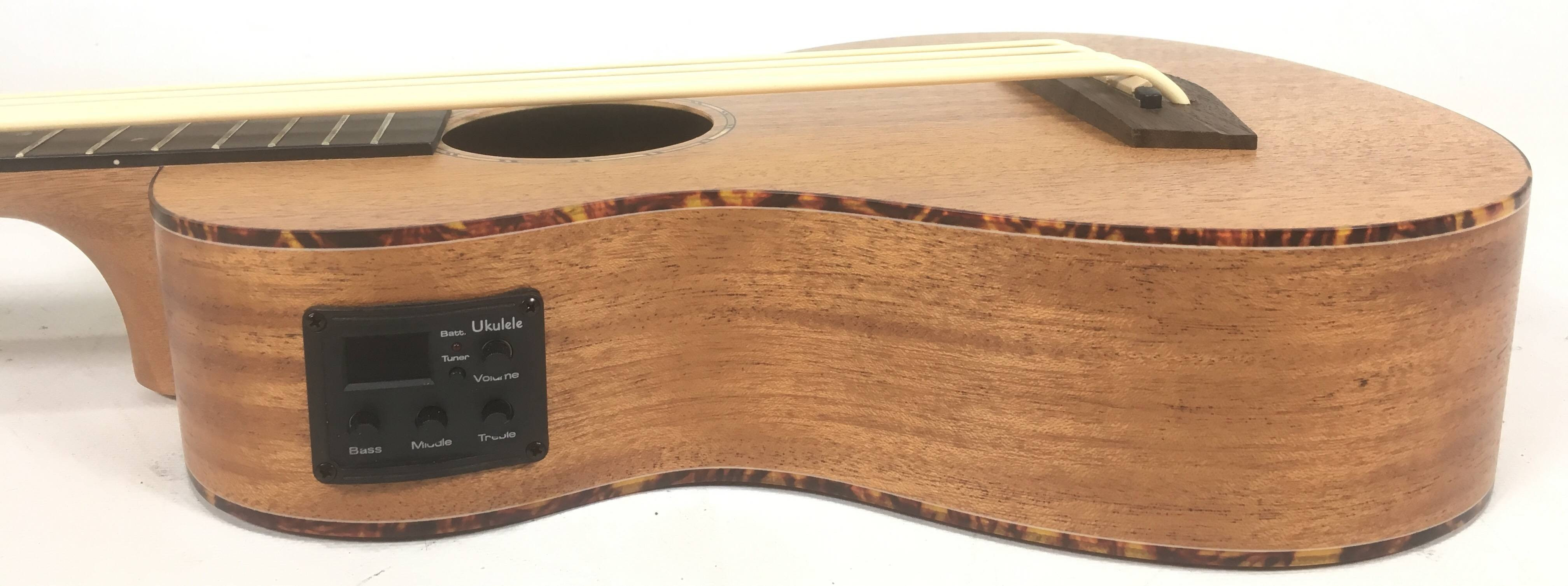Donner DUB1 Ukulele Bass Amplificato Strumenti a corda Donner