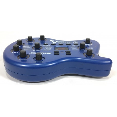 Behringer V-Amp II con footswitch | Effetti Behringer