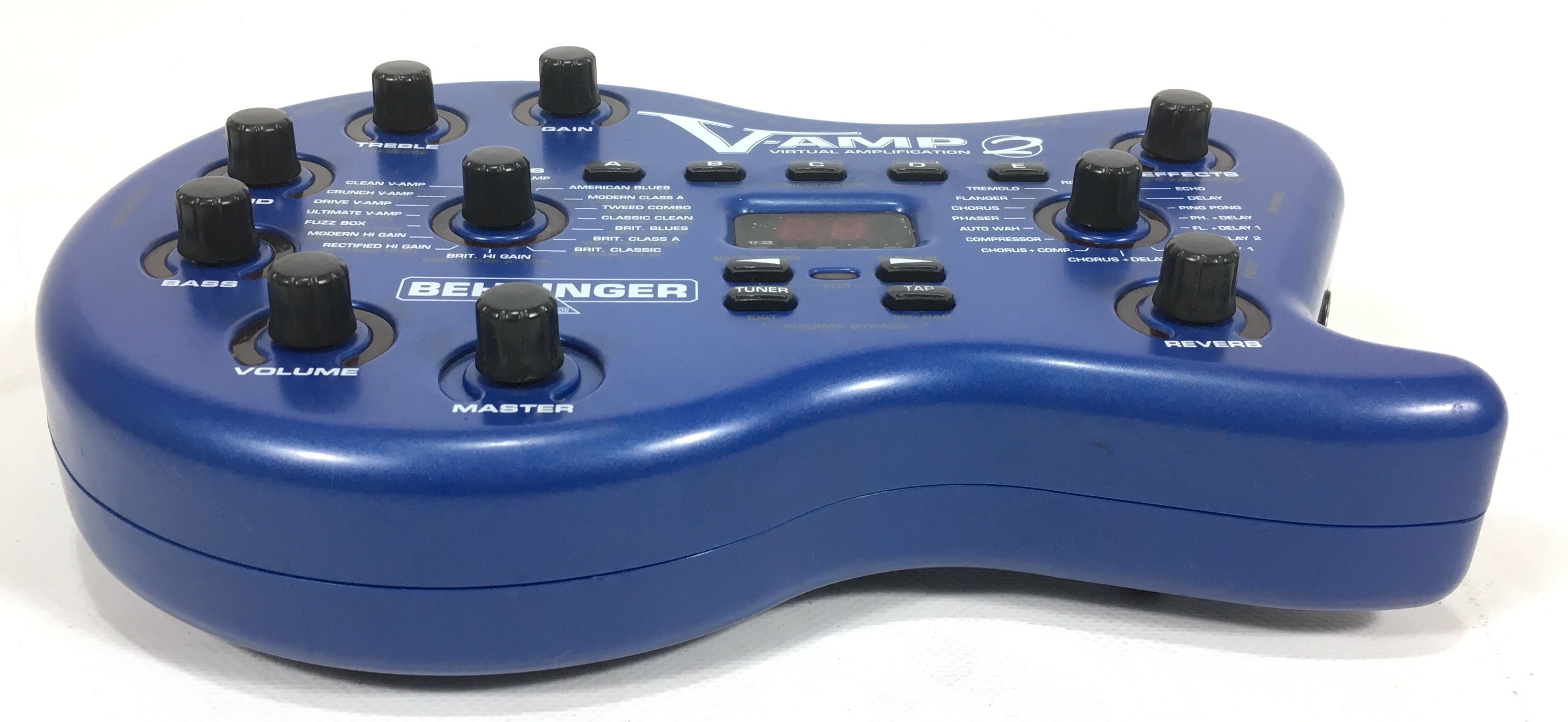 Behringer V-Amp II con footswitch | Effetti Behringer