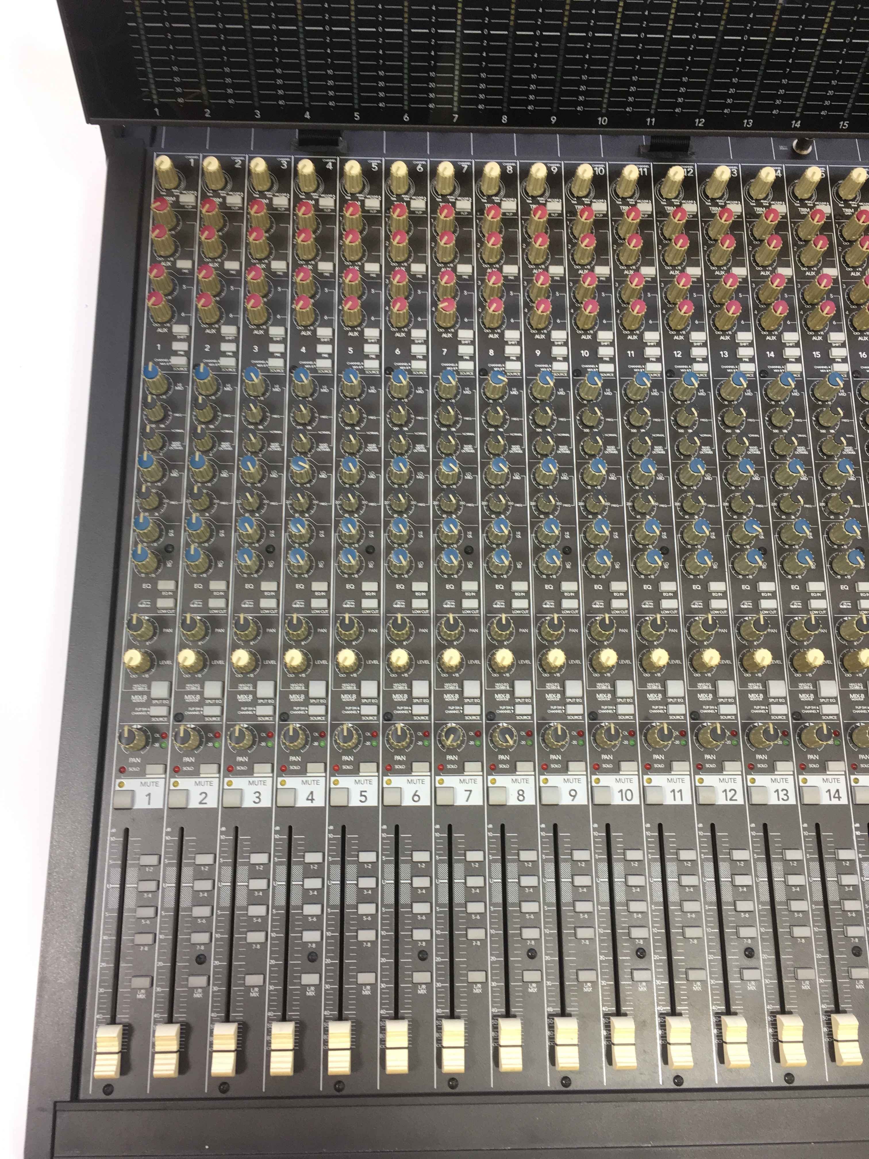Mackie 32 8 bus made in USA mixer analogico Mixer Mackie