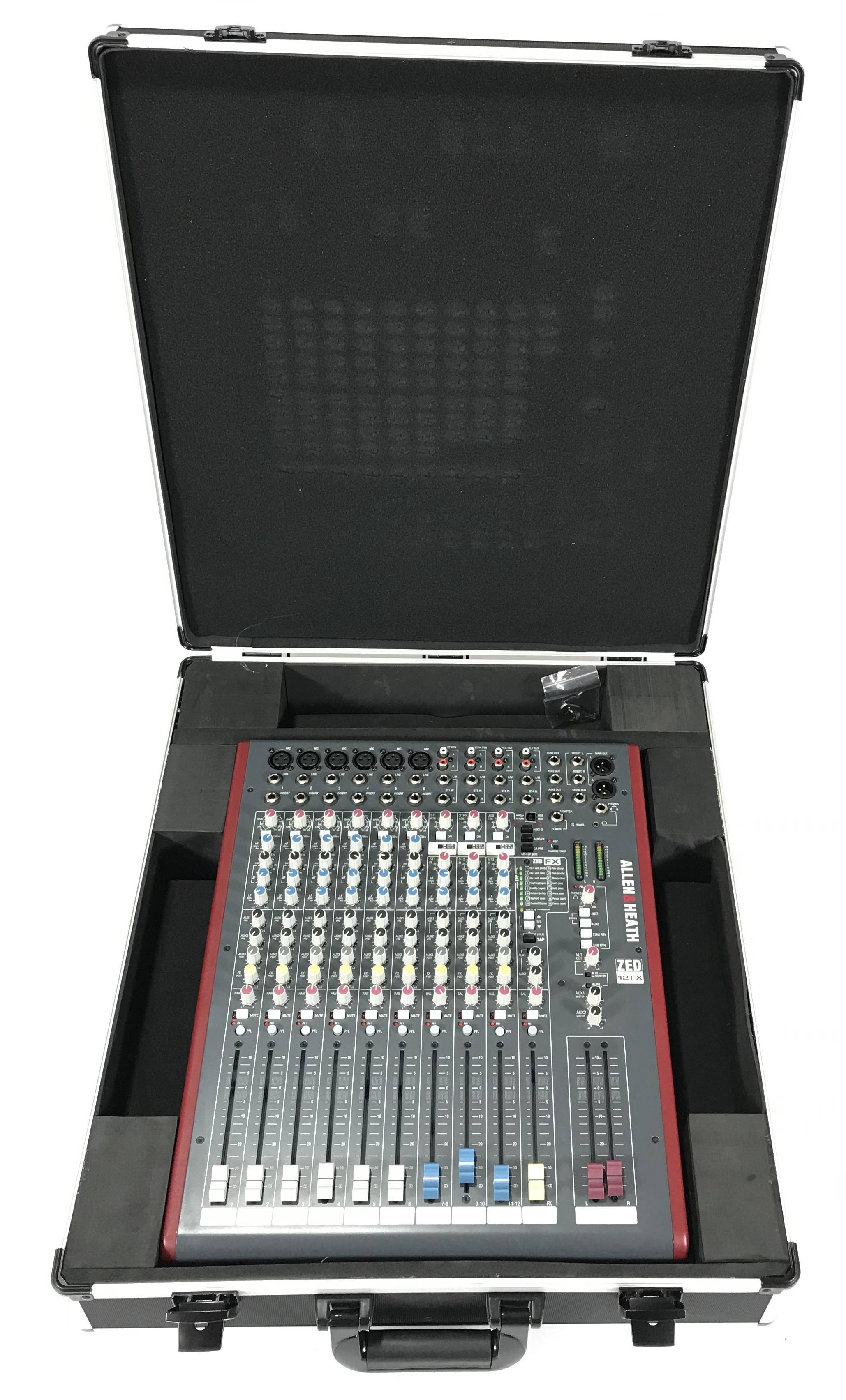 Allen & Heath ZED 12 FX con custodia rigida Mixer Allen & Heath
