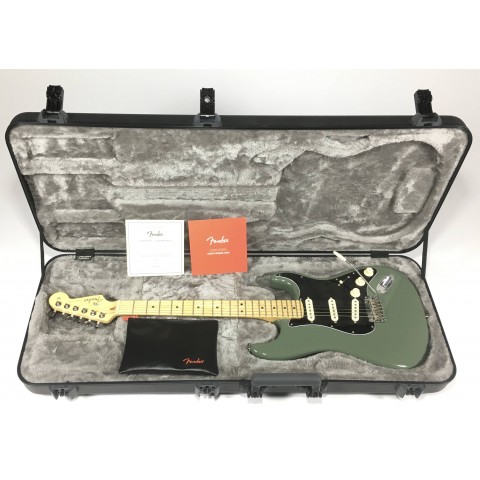 Fender American Professional Stratocaster Antique Olive RW seriale US17034832