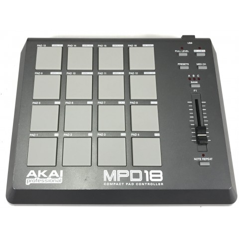 Akai MPD 18
