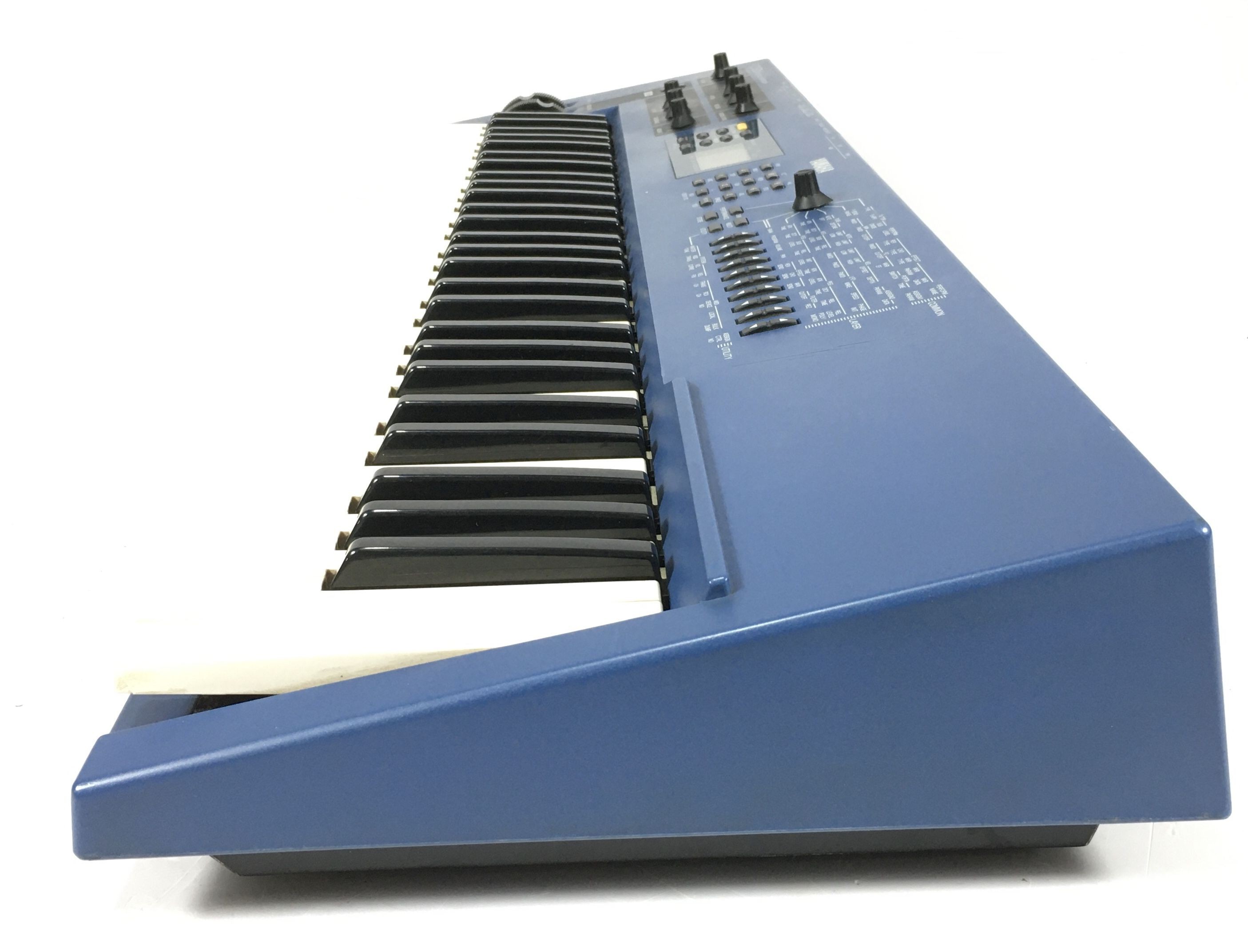 YAMAHA CSX1 シンセサイザー なつかし楽器道場'96年 シンセサイザー「YAMAHA CS1x」- e楽器屋.com