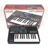 Akai Pro MPK225 Controller Midi USB