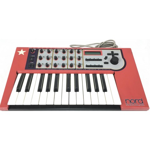 Clavia Nord Modular G1 synth modulare