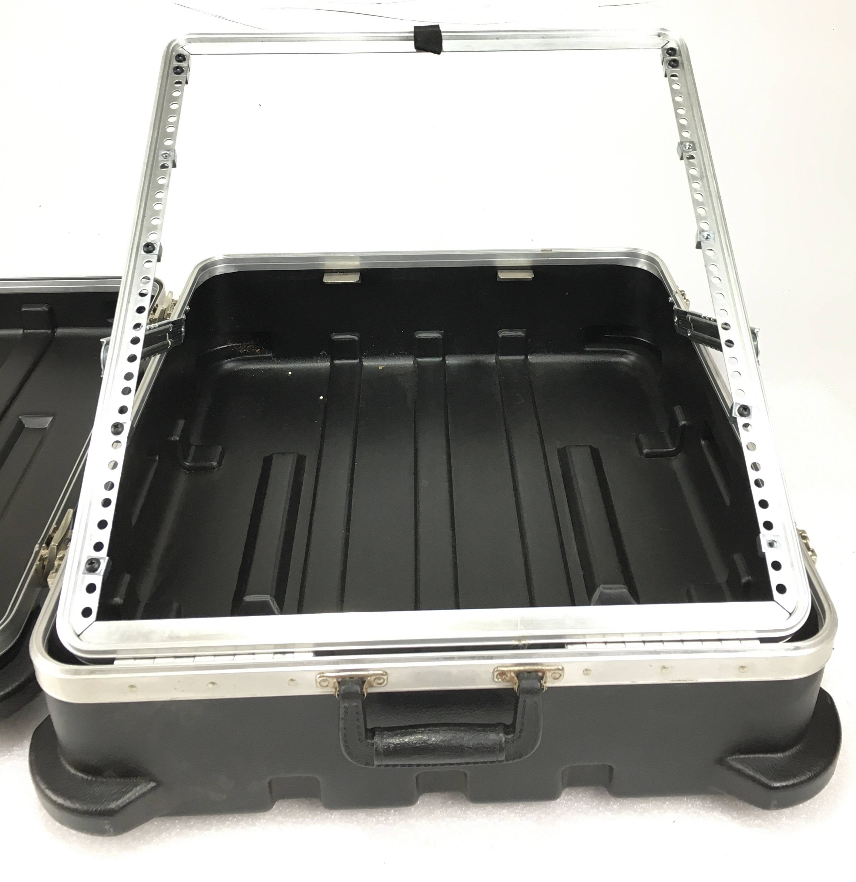 SKB ミキサーケース　難あり！ Amazon | SKB (エスケービー) ミキサー用ケース 3I1813-7-TMIX