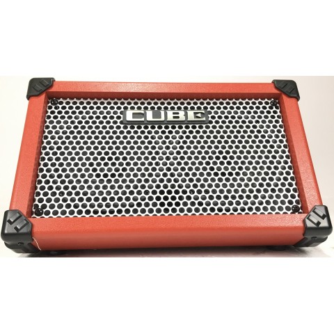 Roland Cube Street Red