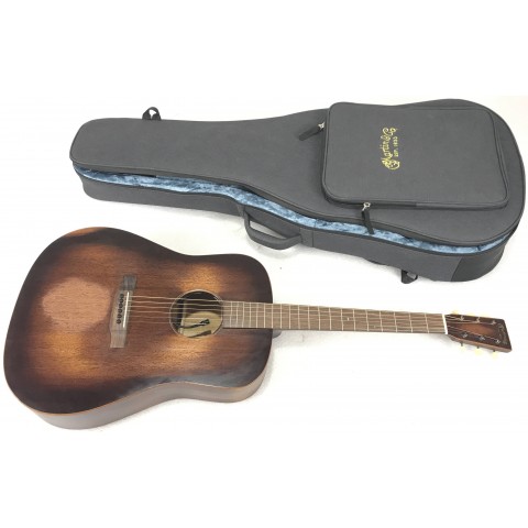 Martin D15-M Streetmaster Amplificata