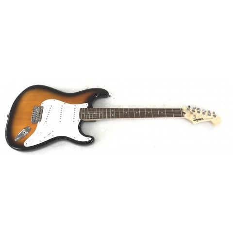 Fender Squier Bullet Stratocaster Sunburst