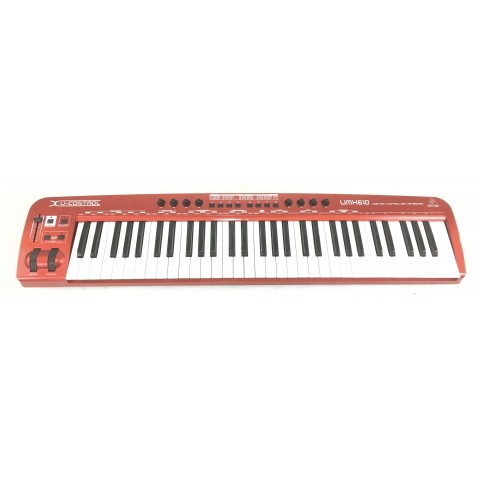Behringer UMX-61