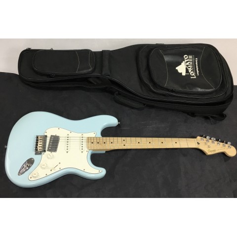 Fender Squier Stratocaster Deluxe Daphne Blue