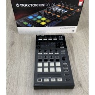 Native Instruments Traktor Kontrol D2