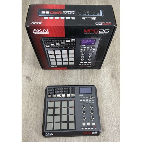 Akai MPD26