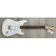 Fender Squier Bullet Stratocaster Artic White