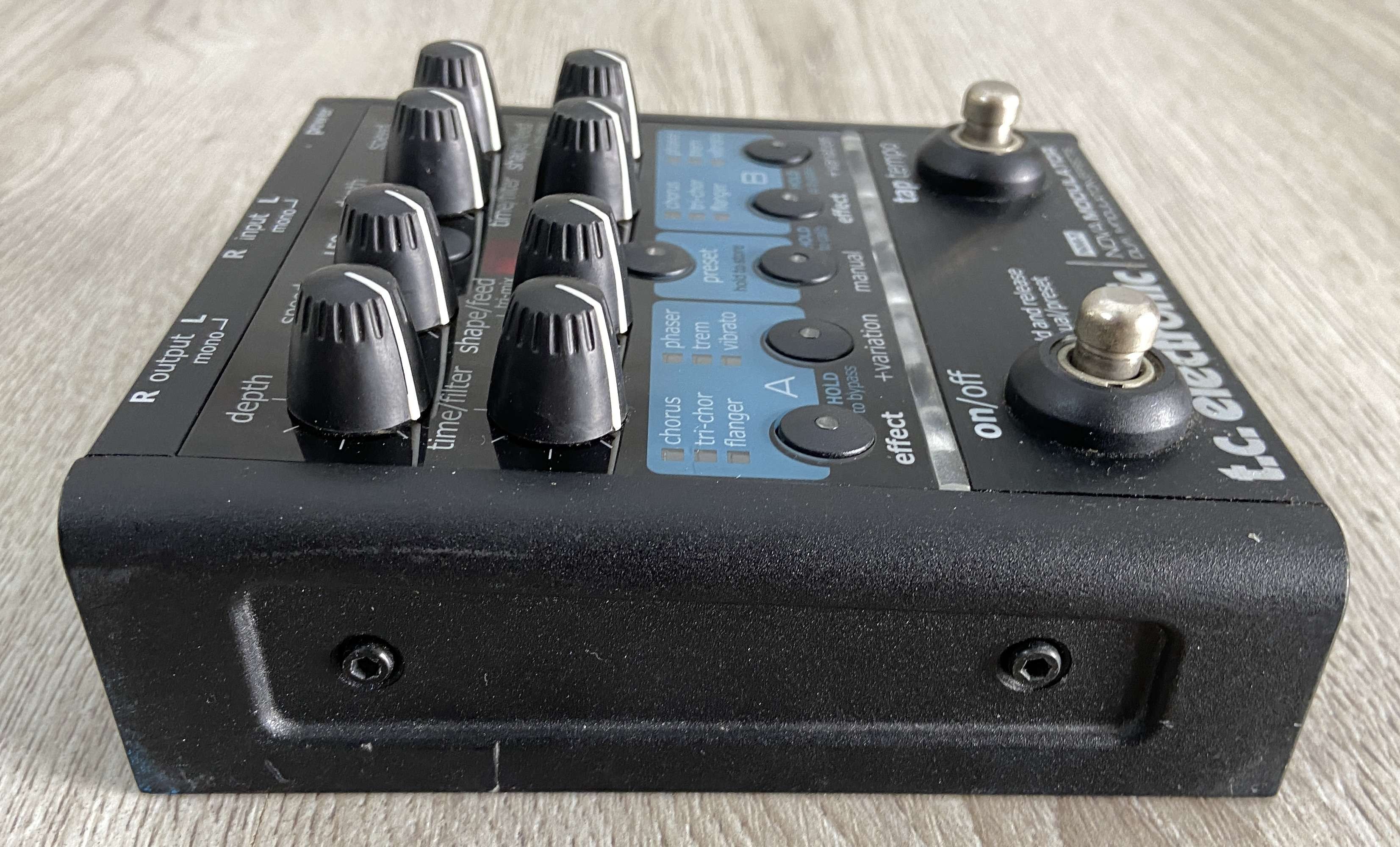 ギター t.c. electronic NOVA Modulator TC Electronic | Product | NM-1 NOVA MODULATOR