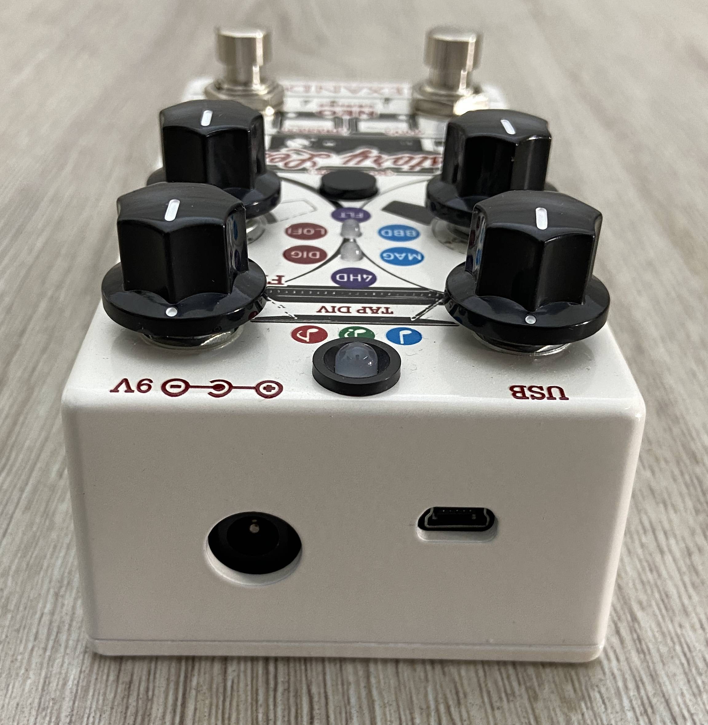 Alexander pedals history lesson delay vol.3 Effetti Alexander pedals