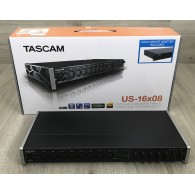 Tascam US 16x08 scheda audio USB