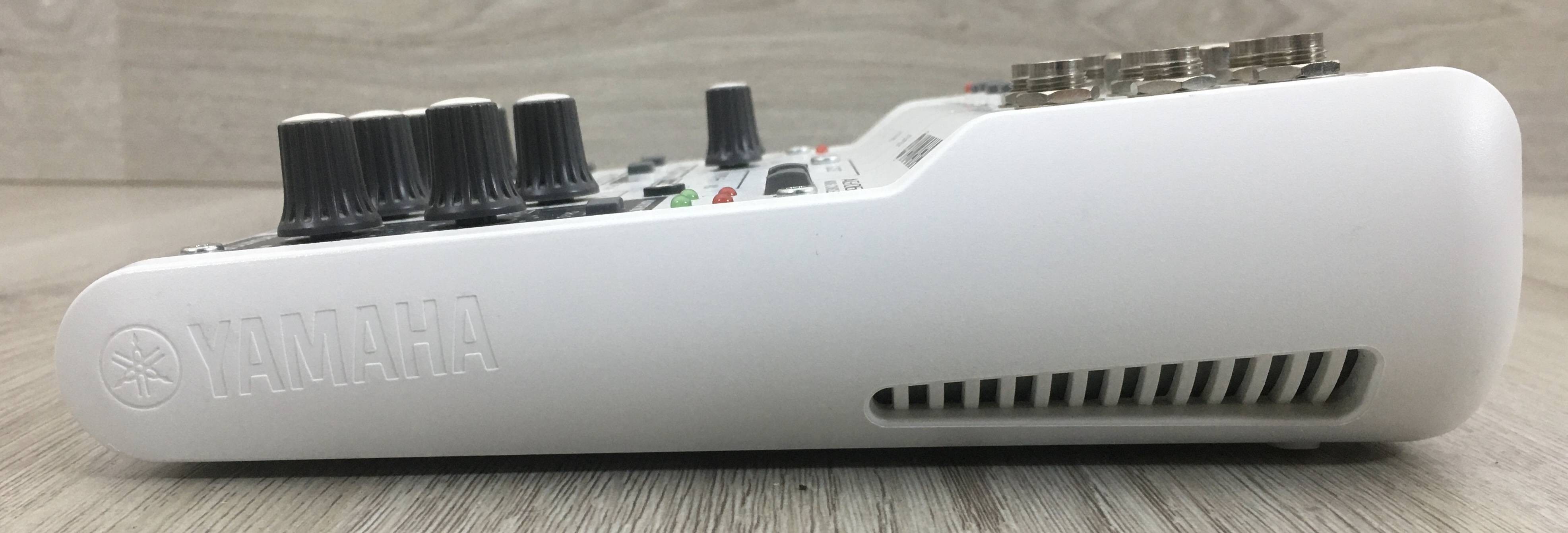 Mixer Consola Yamaha Mg06x De 6 Canales Con Efectos Cuo En Venta En - Foto 14