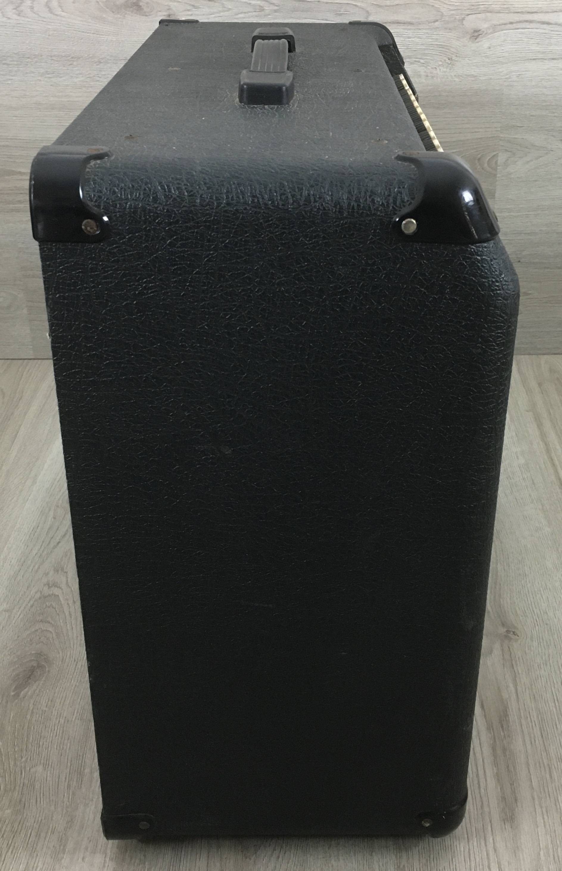 Amplificatore chitarra Marshall Valvestate VS230