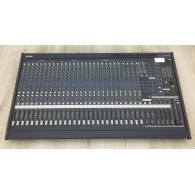 Yamaha MG32/14FX con flight case