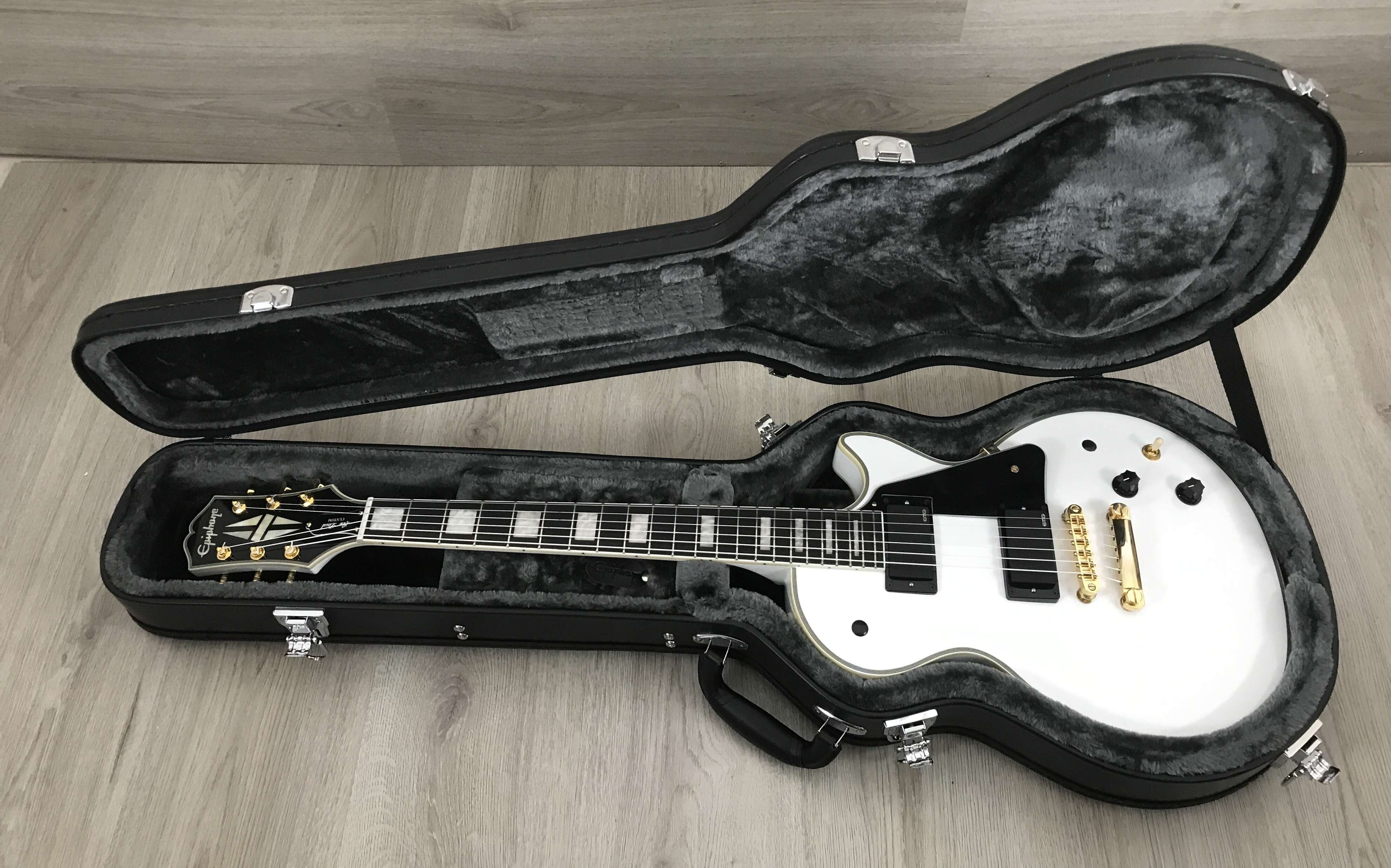 Chitarra Elettrica Epiphone Inspired by Gibson Les Paul Custom Apli