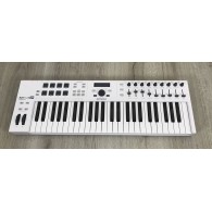 Arturia Keylab Essential 49 