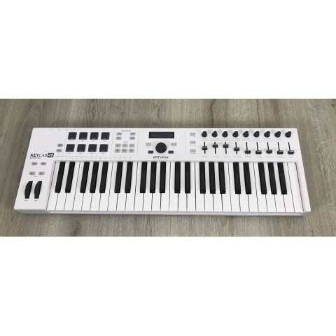 Arturia Keylab Essential 49 