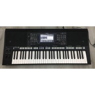 YAMAHA PSR S775