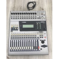 Yamaha 01V Mixer digitale