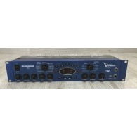 Behringer V-Amp Pro