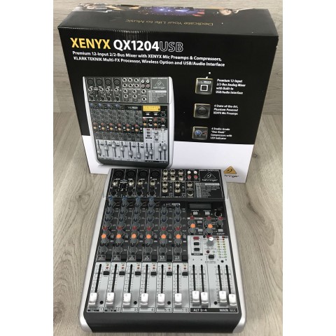 Behringer Xenyx QX 1204 USB