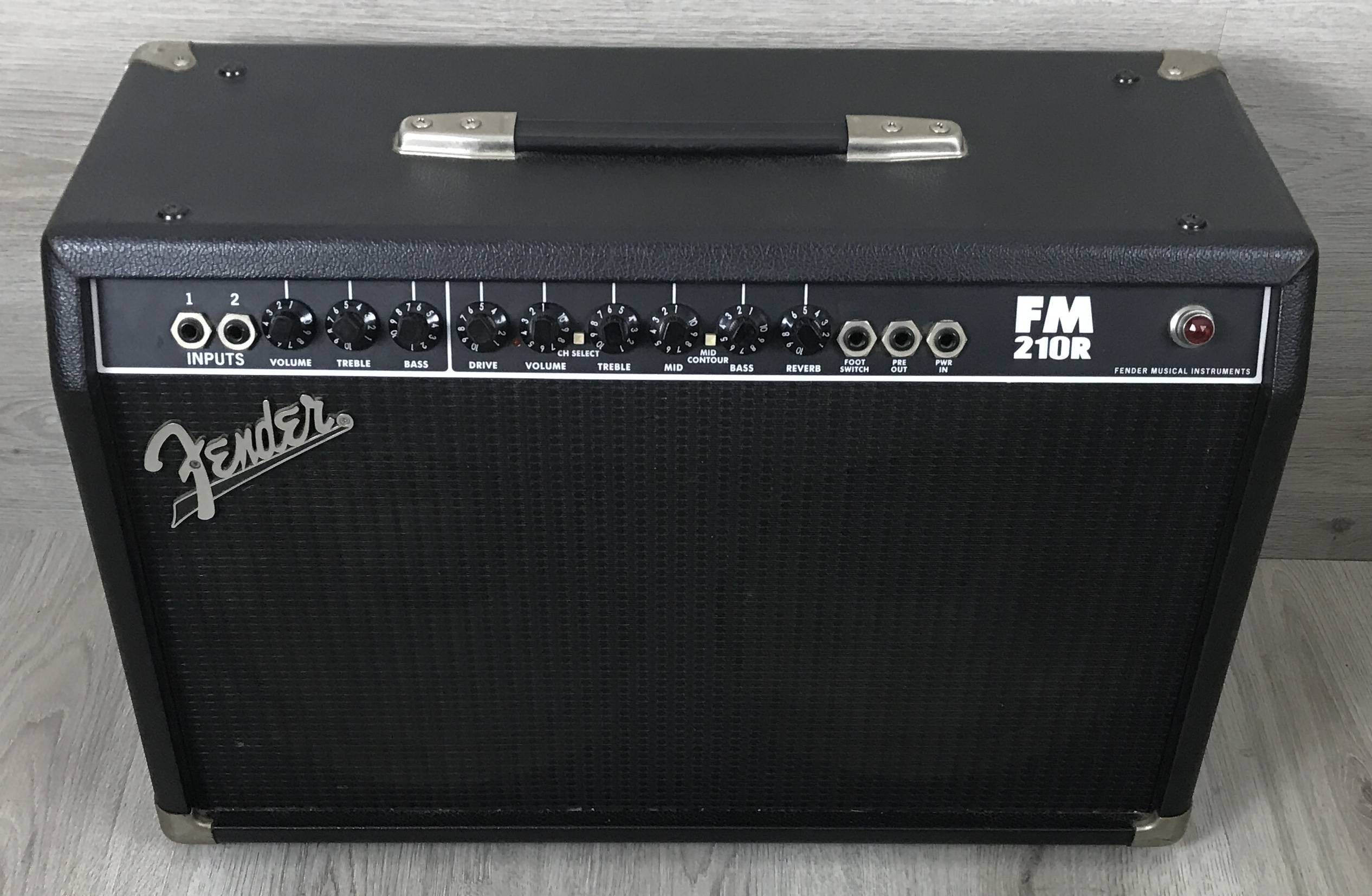 Fender frontman 2025 210r