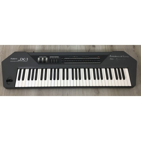 Roland JX-1