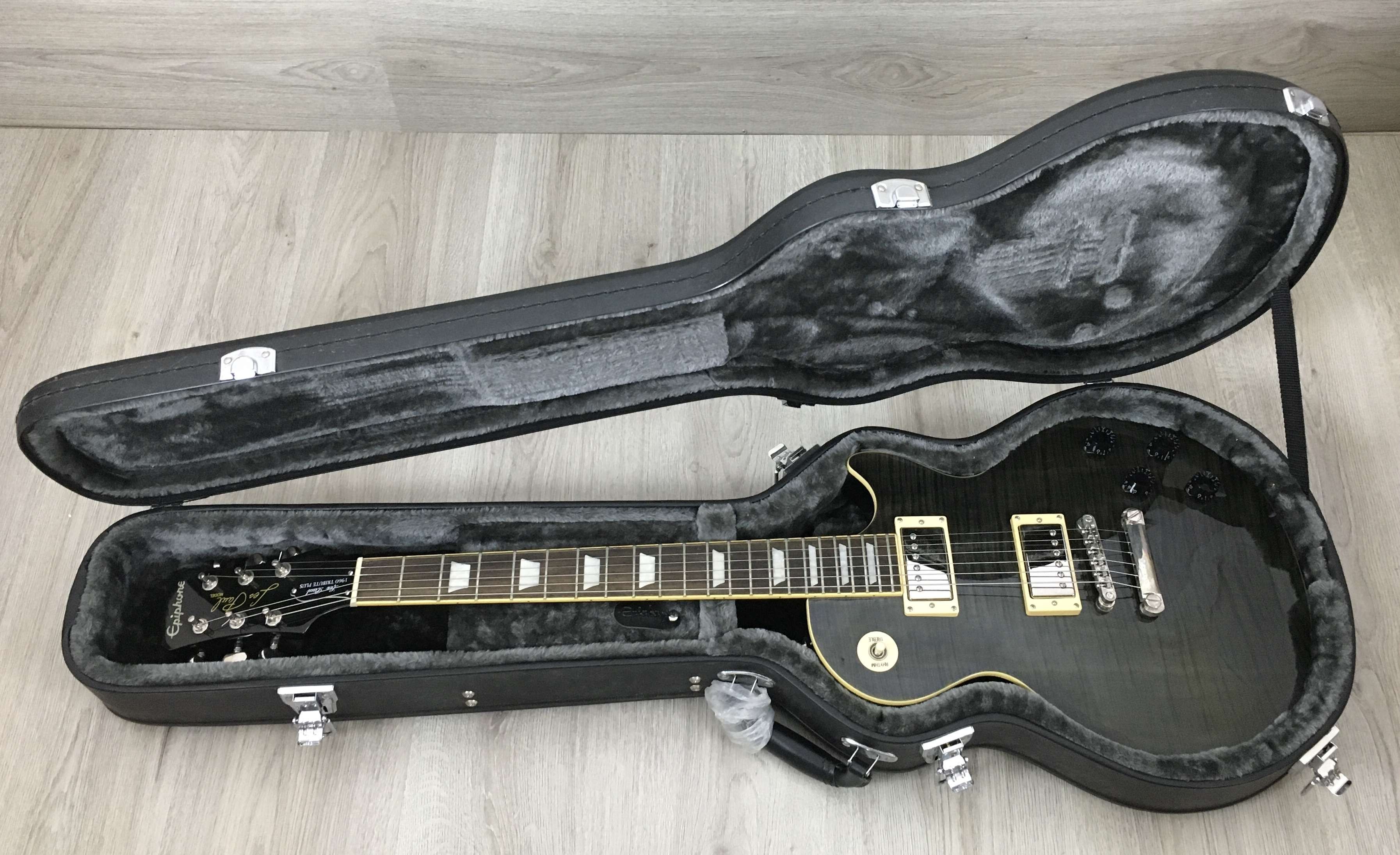 Chitarra Elettrica Epiphone Les Pauls 1960 Tribute Plus Midnight Ebony