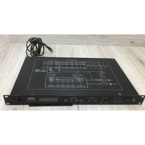 YAMAHA TX81Z FMトーンジェネレーター　動作品 YAMAHA TX81Z（中古）【楽器検索デジマート】