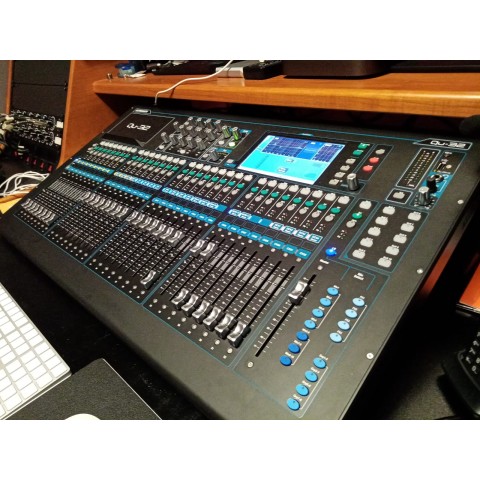 Allen & Heath Qu32 Chrome