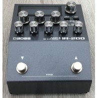Boss IR-200 simulatore di ampli e cabinet