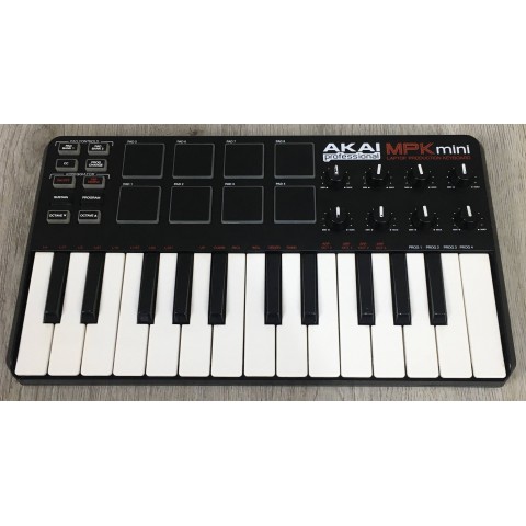 Akai MPK Mini