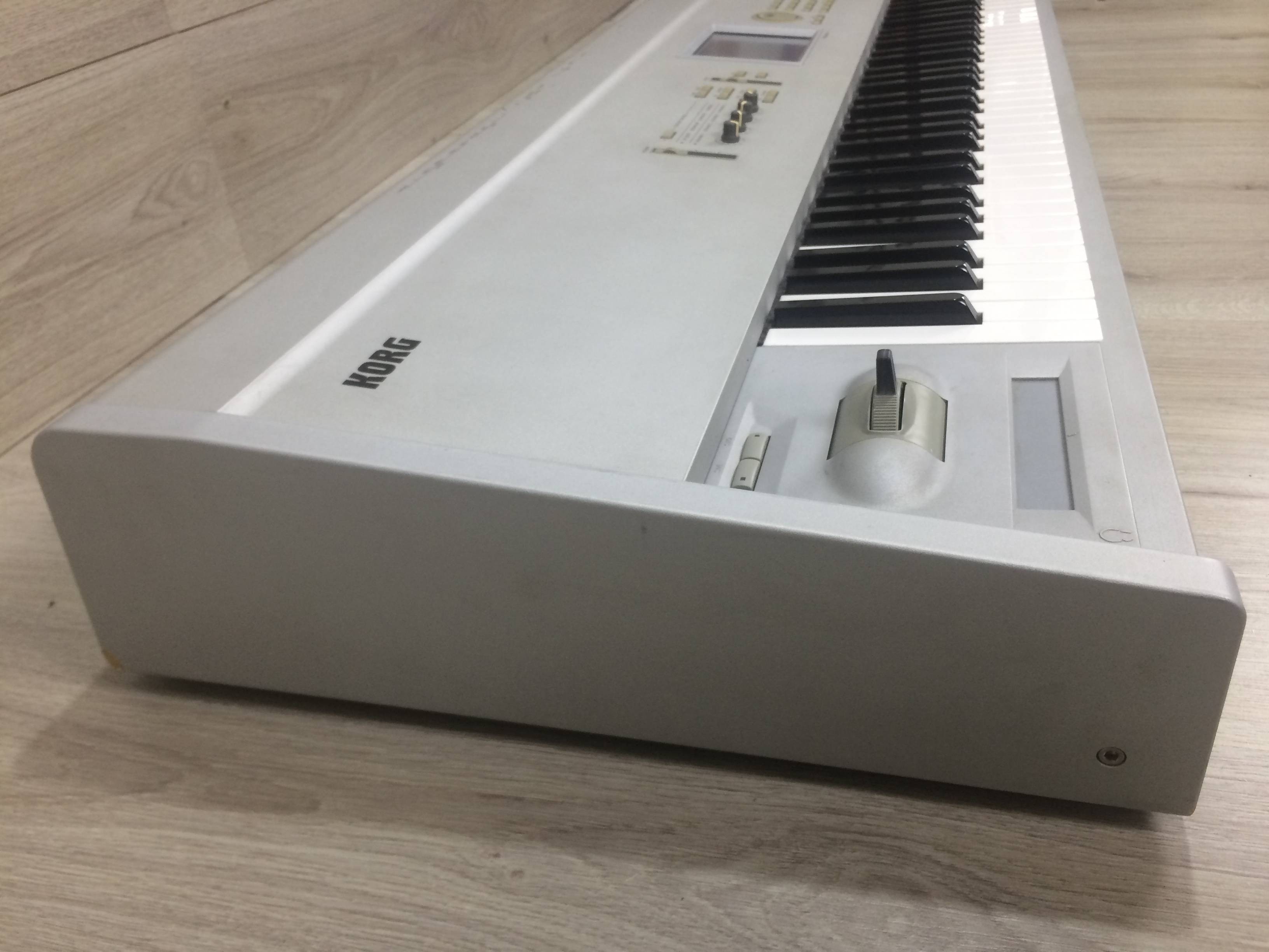 Triton ProX con flight Pianoforti Digitali