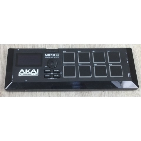Akai mpx8