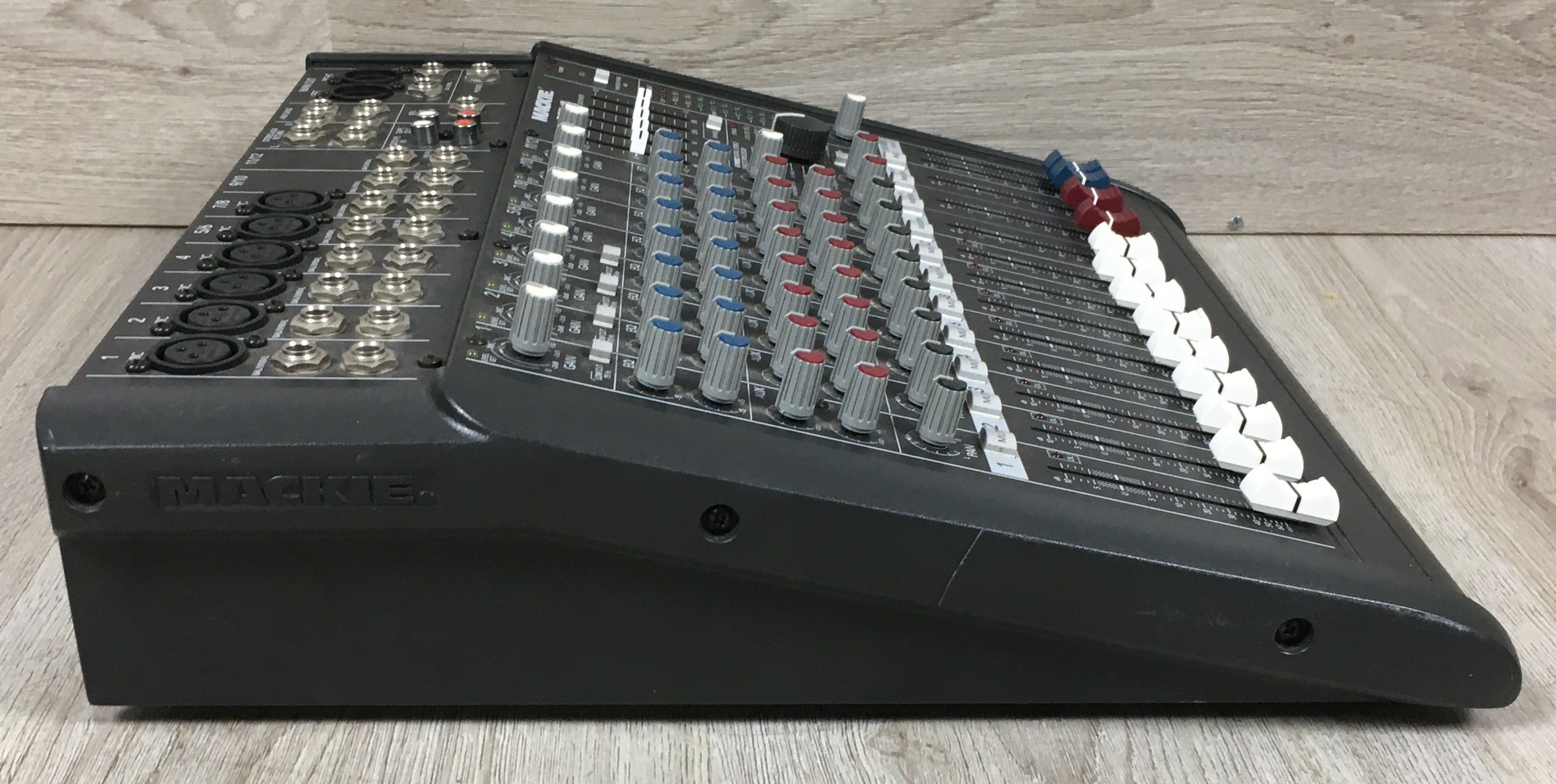 Mackie DFX 12 Mixer | Mixer Mackie
