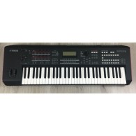 Yamaha MOXF 6 