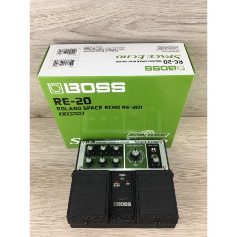 Boss RE-20 Roland Space Echo RE-201